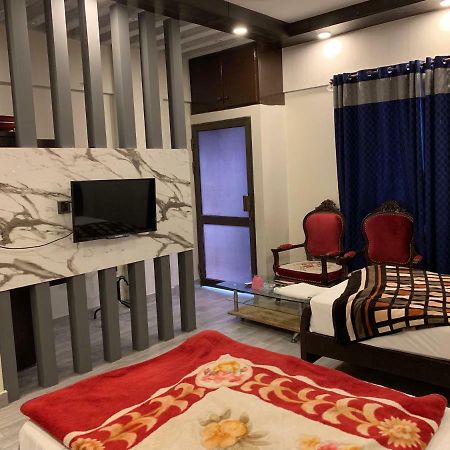Embassy Lodge Karachi Esterno foto